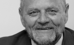 portrait Manfred Zalenga