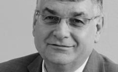 portrait Jörg Schröder